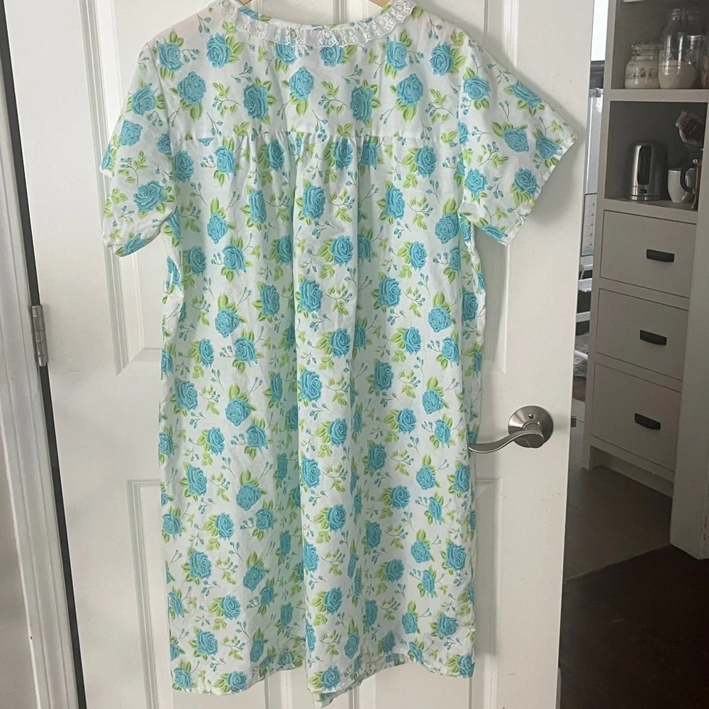 Vintage Floral Summer Cotton Nightgown Sz 2X lady Lindsay